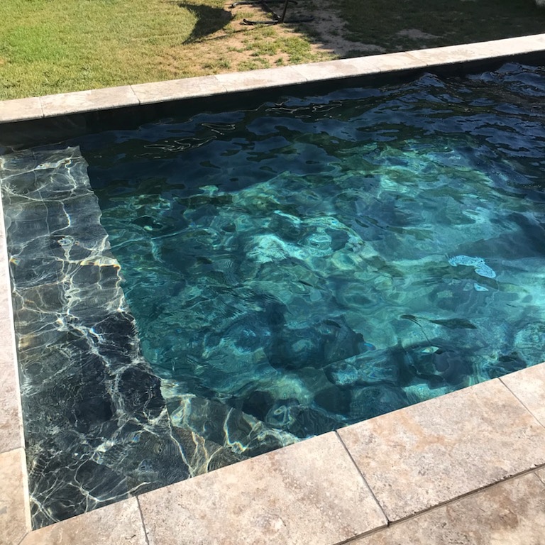 Détail de maçonnerie sur un chantier de maison — BATIBAT